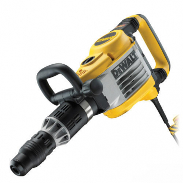 Отбойный молоток DeWalt D25902K в прокат в Томске. У нас лучшая цена за сутки! Возможность взять в аренду с выгодной скидкой до 40% при экспресс доставке 24/7. И помните, ночью стоимость еще дешевле на 30%! #арендапрокат #виброплита #выгодно